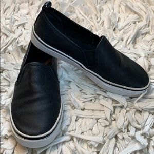 H&M Divided black leather slip on sneakers